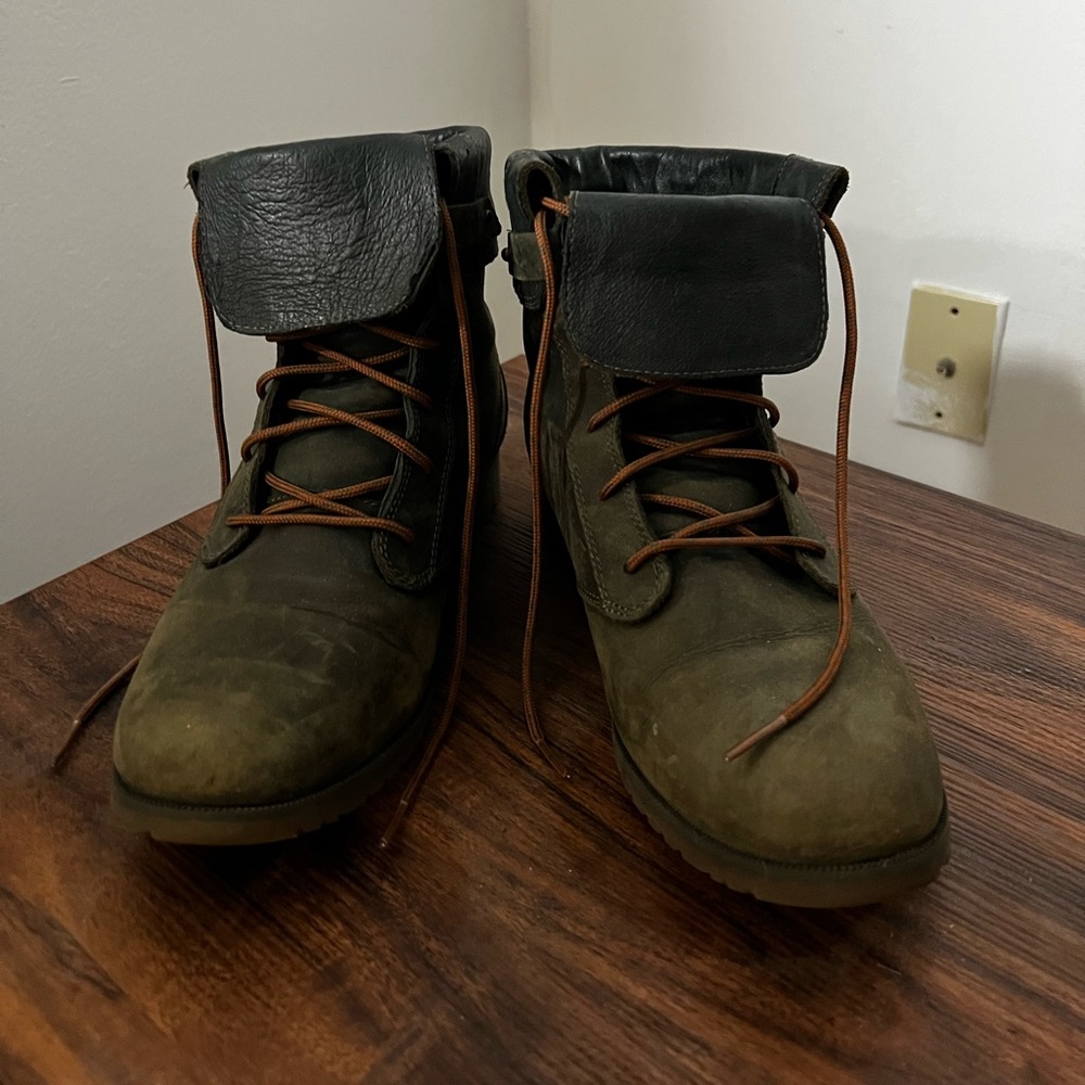 TEVA COMBAT BOOTS, GREEN